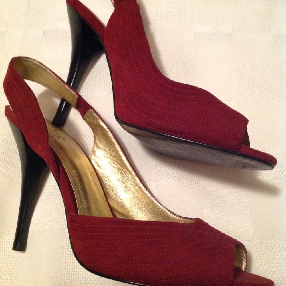 PELLE MODA Red Merlot Cranberry Suede 10M Slingbacks 5 Inches Peeptoe Stiletto